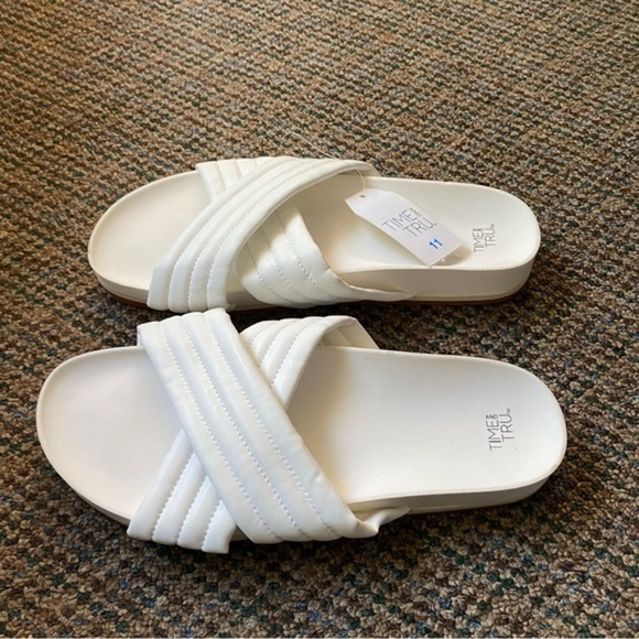 Time And Tru Shoes Women’s White Sandal’s Size 11 New With Tags - Picture 4 of 5